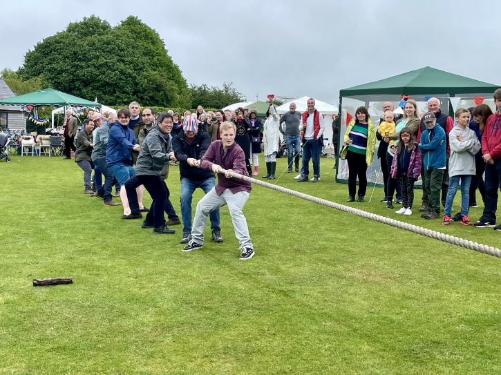 Tug of war